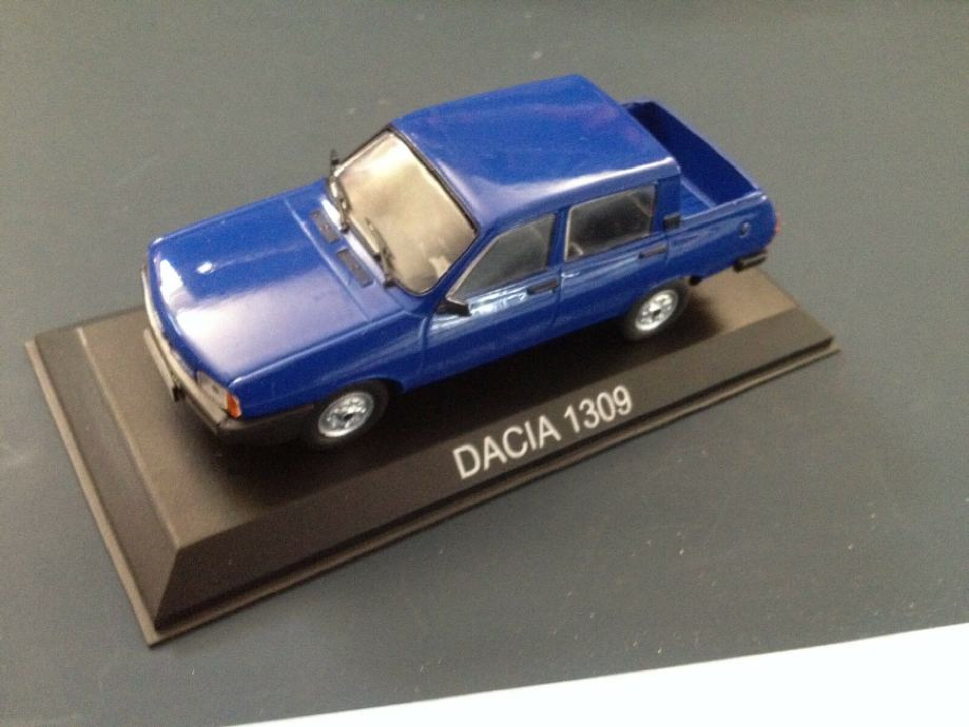 Model maketa automobil DACIA 1309 1/43 1:43