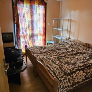ZADAR, PETRČANE - Prostrana obiteljska kuća za adaptaciju
