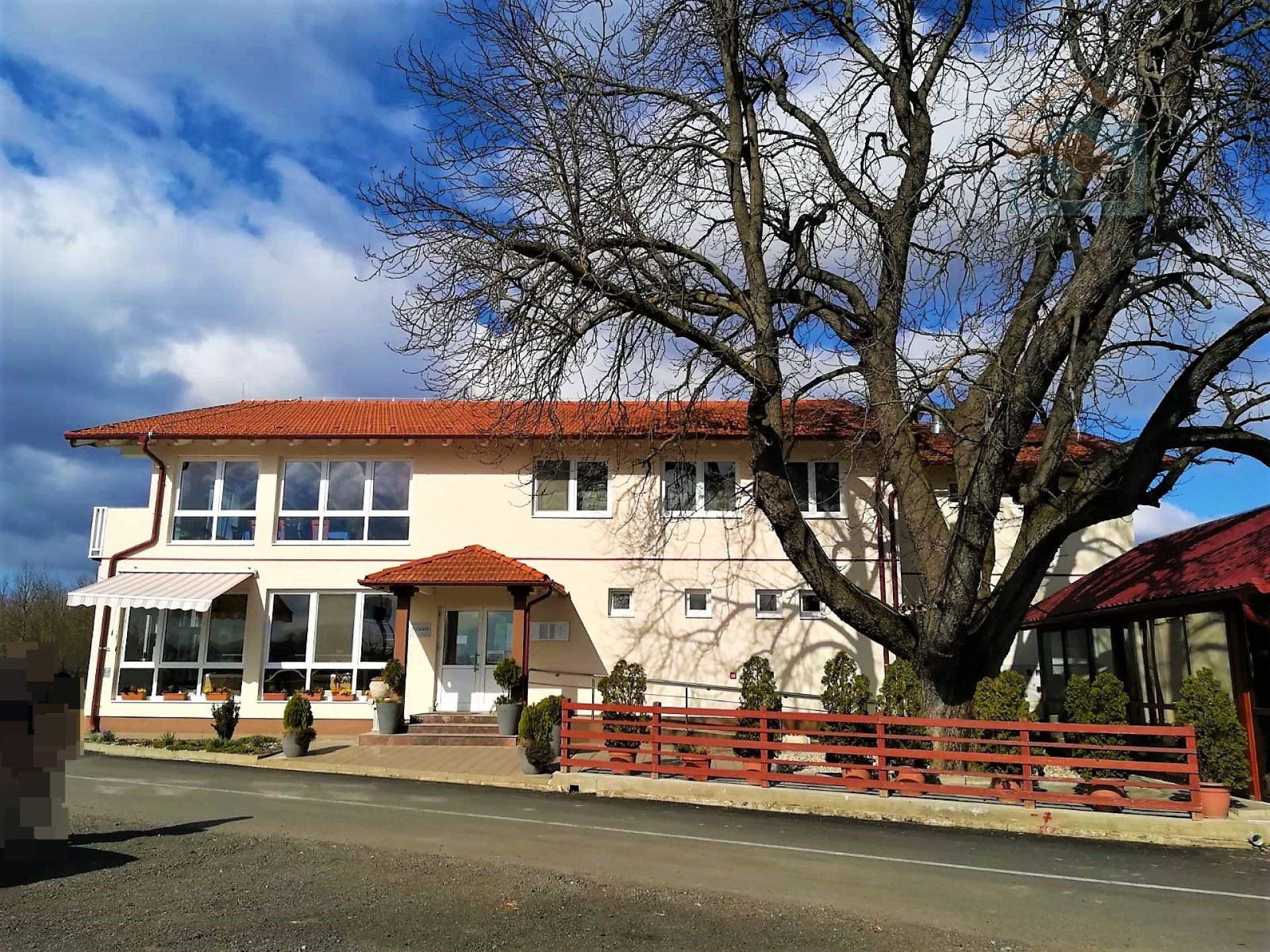 Restoran Jelengrad - Petrijevci