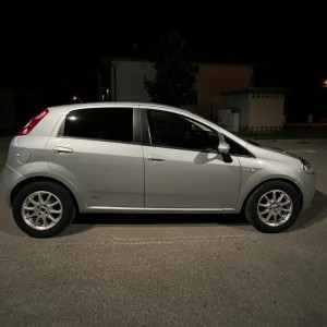 Prodaja Fiat grande punto