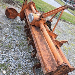 Traktorska freza HOWARD 180 cm