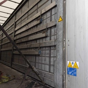 Kamion DAF i poluprikolica SCHMITZ CARGOBULL