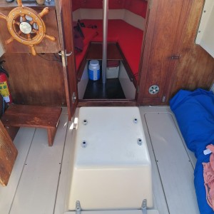 Prodajem brod zvati na broj +385951998843