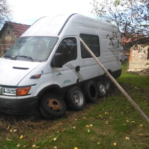 Iveco Turbo Daily c 13 2004. god DIJELOVI