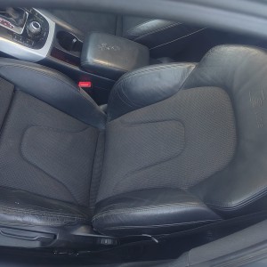 Audi A4 B8 2.0TDI S line