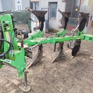 Plug 3 brazde okretac