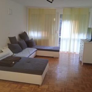 Prodaja stana od 49 m2 u Zapruđu, Baburičina 28