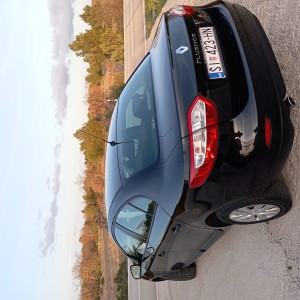 Prodajem renault fluence