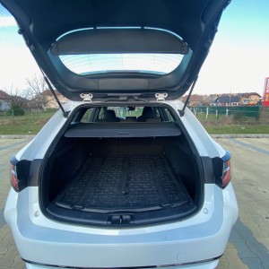 Toyota Corolla TS, 1,8 HYBRID, REG. 6/24, KASKO, GARANCIJA, 1. VL