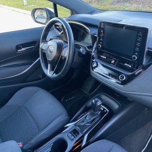 Toyota Corolla TS, 1,8 HYBRID, REG. 6/24, KASKO, GARANCIJA, 1. VL