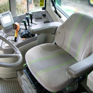 John Deere 6330