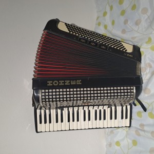 HOHNER VERDI 4