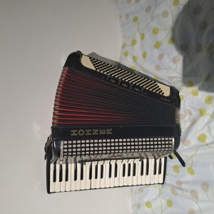 HOHNER VERDI 4