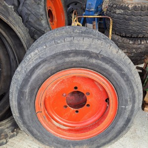 Kotači 8.25-20"