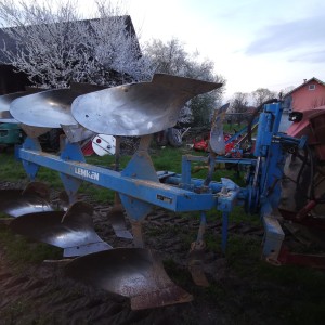 Plug Lemken Opal 130
