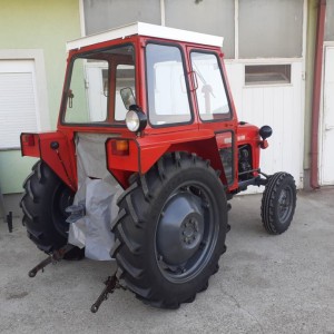 Imt 539 1989 g reg 5/2024 sa kabinom Hitno 1800eura  Kontakt:0997501017