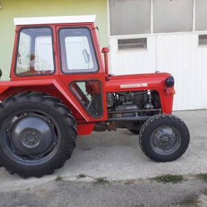 Imt 539 1989 g reg 5/2024 sa kabinom Hitno 1800eura  Kontakt:0997501017