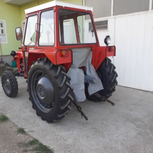 Imt 539 1989 g reg 5/2024 sa kabinom Hitno 1800eura  Kontakt:0997501017