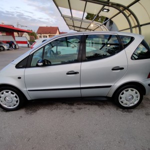 Mercedes A klasa 2003. registriran do 03.10.2024.
