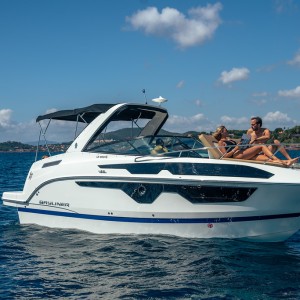 BAYLINER CIERA 8 NOVO PLOVILO SA KABINOM MOTOR MERCRUISER 250MPI