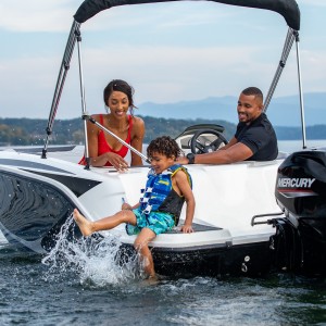 BAYLINER M15 NOVI GLISER BOWRIDER BEZ KABINE, FINALNA RASPRODAJA SA LAGERA-MERCURY MOTOR
