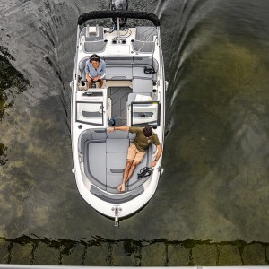 BAYLINER M17 NOVI GLISER BOWRIDER BEZ KABINE FINALNA RASPRODAJA SA LAGERA, BEZ MOTORA