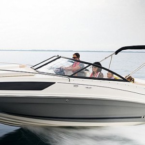 BAYLINER VR5OCU CUDDY NOVI GLISER SA KABINOM SA LAGERA BEZ MOTORA