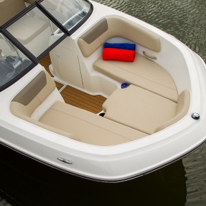 BAYLINER VR6E NOVO PLOVILO-GLISER BOWRIDER BEZ KABINE, 2024 GOD., FINALNA RASPRODAJA SA LAGERA