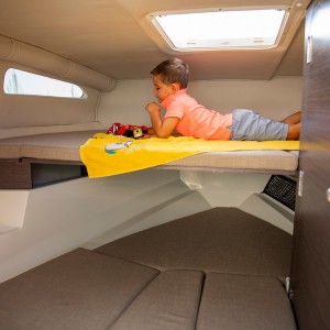 BAYLINER VR6OCU CUDDY OUTBOARD NOVI KLISER SA KABINOM BEZ MOTORA