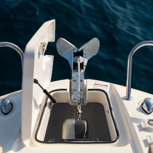 BAYLINER VR6OCU CUDDY OUTBOARD NOVI KLISER SA KABINOM BEZ MOTORA