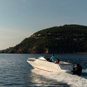 BAYLINER VR6OCU CUDDY OUTBOARD NOVI KLISER SA KABINOM BEZ MOTORA