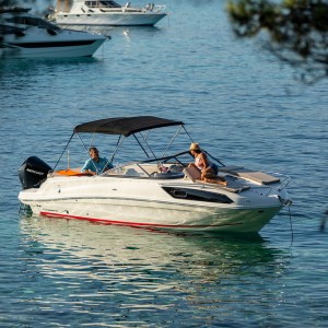 BAYLINER VR6OCU CUDDY OUTBOARD NOVI KLISER SA KABINOM BEZ MOTORA