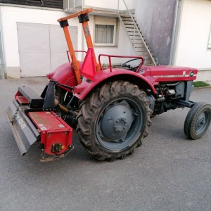Massey Ferguson 130
