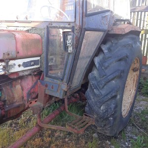 Traktor IHC 844 s