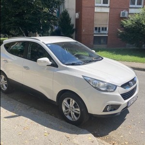 Hyundai ix35 1.7 dizel puno opreme REGAN do 8mj 2025