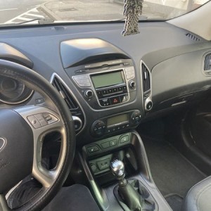 Hyundai ix35 1.7 dizel puno opreme REGAN do 8mj 2025