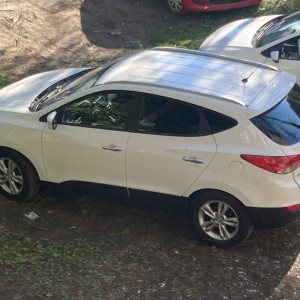 Hyundai ix35 1.7 dizel puno opreme REGAN do 8mj 2025