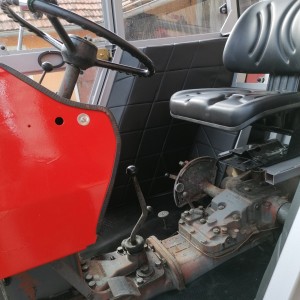 Prodaja imt 560 s motorom 80ks