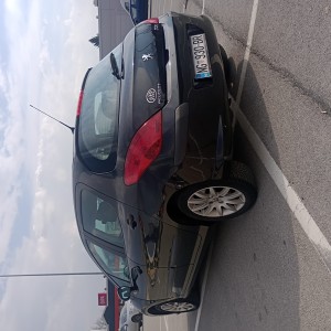 Prodajem Peugeot 308