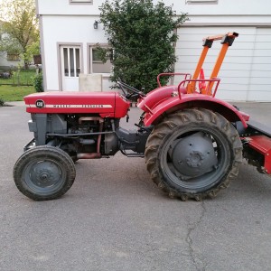 Massey Ferguson 130