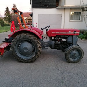 Massey Ferguson 130