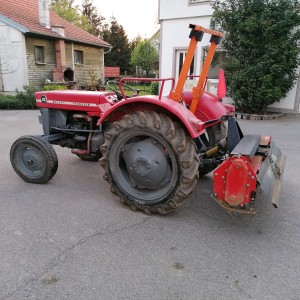 Massey Ferguson 130