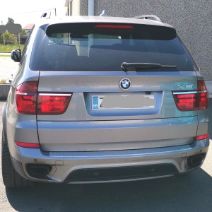 Najam BMW X5 sa vozačem, za vjenčanja i druge prigode