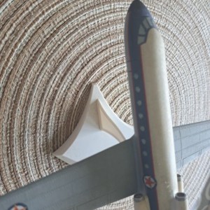 Maketa avion Jakovljev Jak-40 - GOTOVA MAKETA model JRV