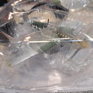 Metalni gotovi model maketa avion P-51 Mustang Diecast 1/72 1:72