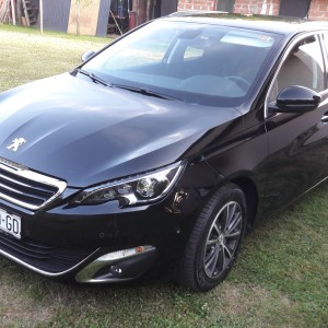 Peugeot 308 SW 1,6HDI Allure, full oprema, veliki servis, kuka