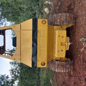 Prodajem caterpilar 955k