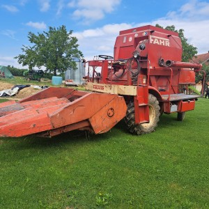 Kombajn Fahr M66