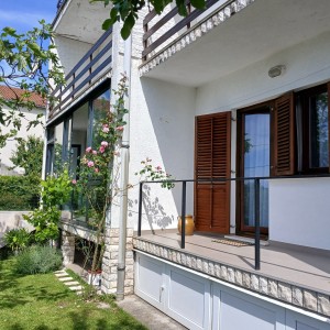 Prodajem stan u Kastvu 94.68 m2