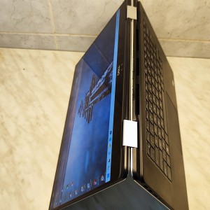 ️DELL XPS 15 9575 2-in1, i7 8750G, 500GB, 16GB, FHD Touch, 2 grafičke kartice️